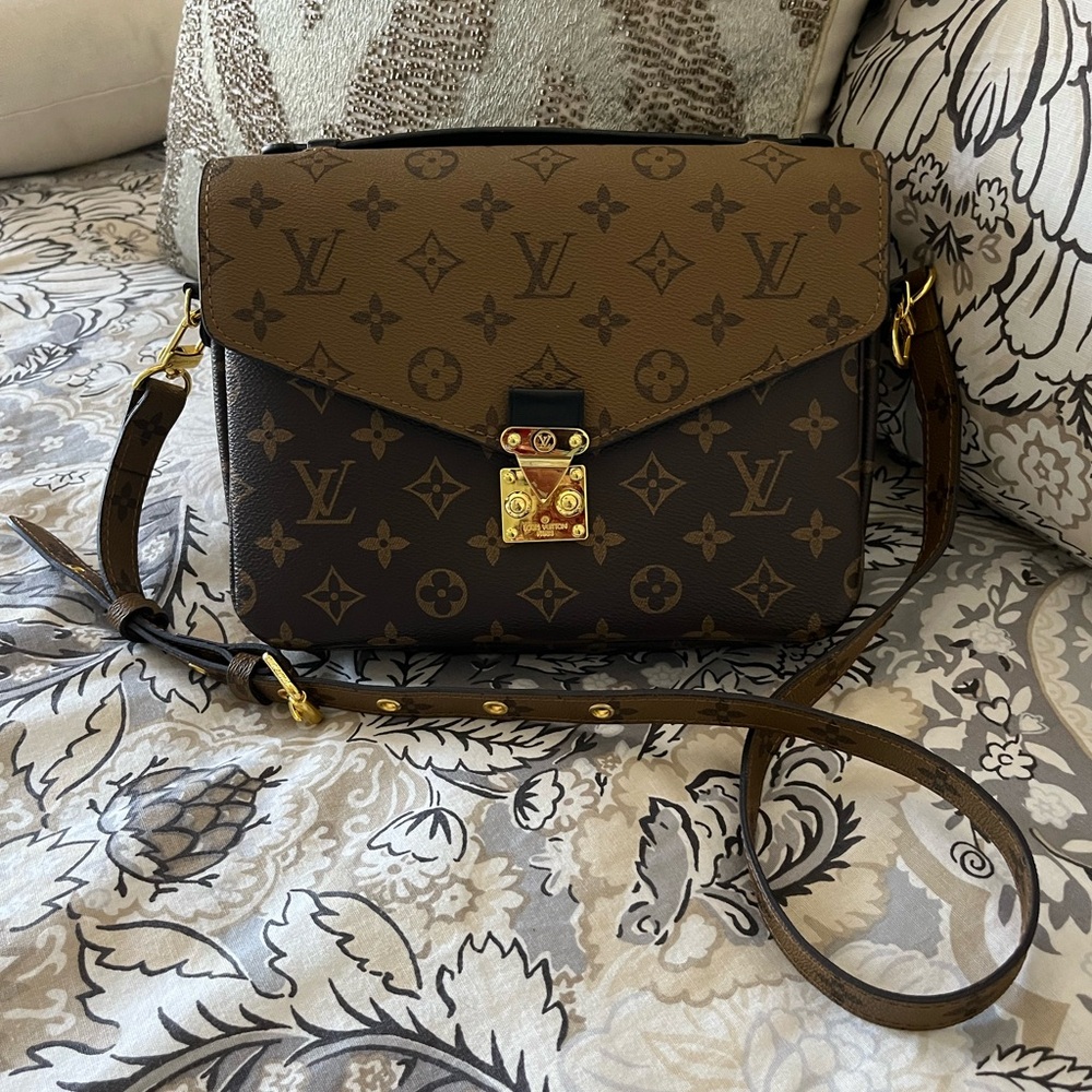 Designer Inspired Crossbody Handbag